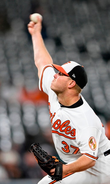 Pearce, Donaldson HRs lift Blue Jays past Orioles 7-1